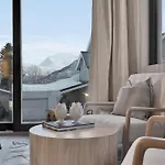Urban Aurora Minihouse Тромсё