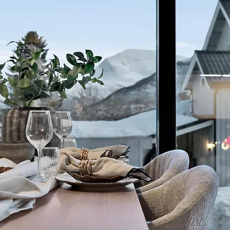 Modern And Compact With Parking Apartment Tromso