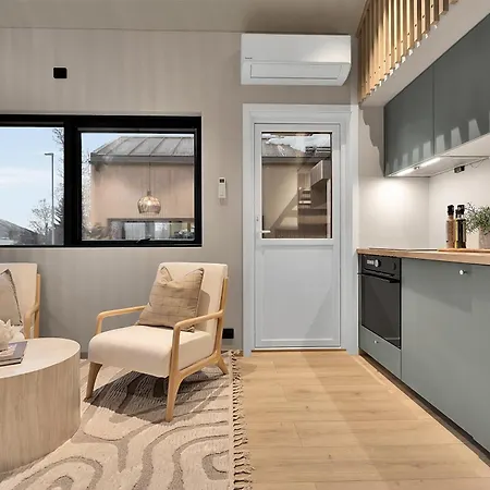 Apartment Modern And Compact With Parking *