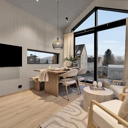 Modern And Compact With Parking Apartment *